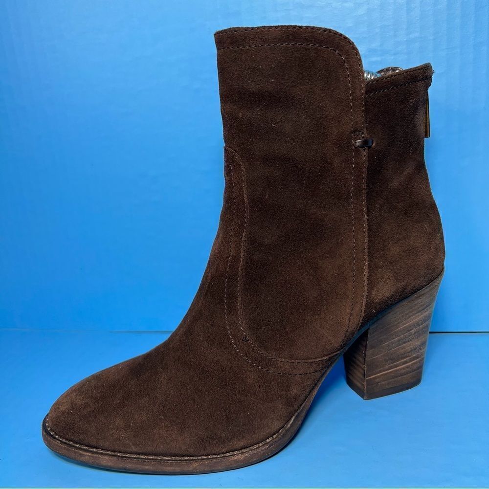 Aquatalia Farah Suede Heeled‎ Booties in Mud Rub Suede Brown 7.5